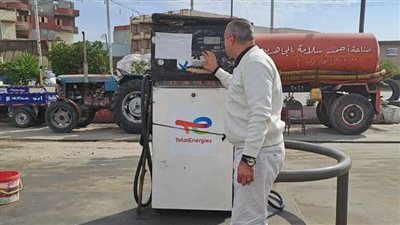 ضبط صاحب محطة تموين سيارات للتصرف فى 36 ألف لتر سولار بالسوق السوداء (صور)