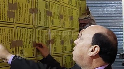 ضبط 1500 كيلو ملبن وعجوة وزبيب فاسدة داخل محل في الغربية (صور)