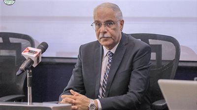 رئيس الاتحاد الأفريقي لكرة القدم يهنئ جمال علام بمناسبة عيد الفطر