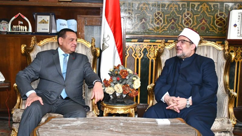 وزيرا الأوقاف والتنمية