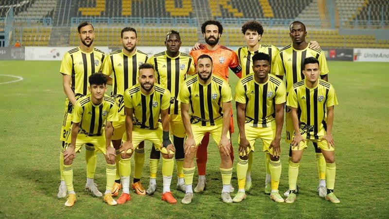المقاولون، فيتو
