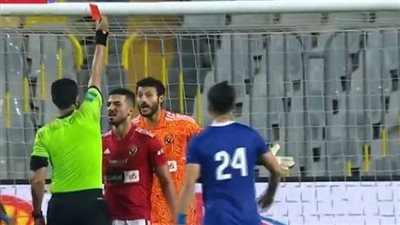 العقوبة المنتظرة لمحمد الشناوي بعد الطرد أمام سموحة وموقفه من السوبر المصري