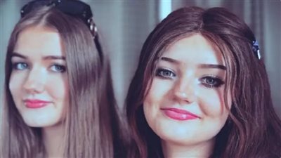 سرطان يصيب كلية مراهقة بريطانية وأختها التوأم تشعر بأعراضه (فيديو)