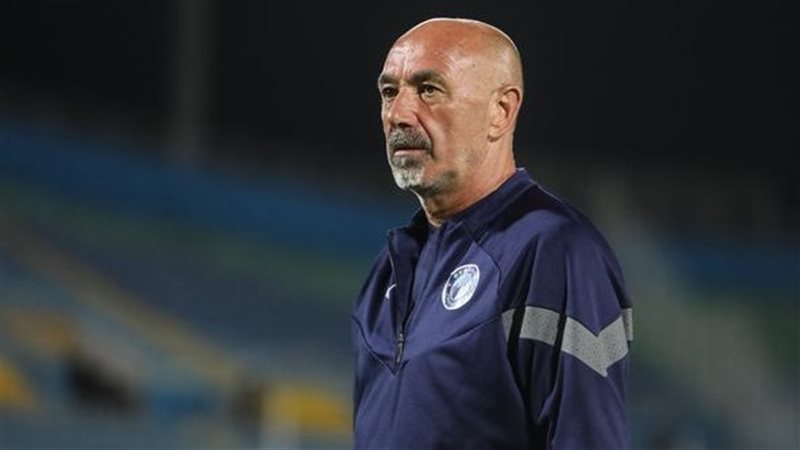 باتشيكو، فيتو