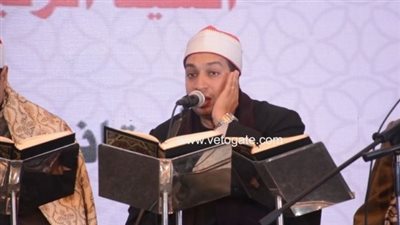 تلاوة رائعة بصوت الشيخ يوسف حلاوة من سورة المجادلة (فيديو)