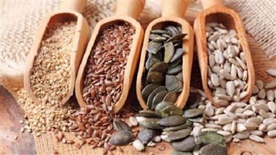 انتعاش سوق التسالي مع حلول عيد الفطر.. 100% ارتفاعًا في الأسعار.. وشعبة العطارة: توفير العملة الصعبة «أبرز الأسباب»