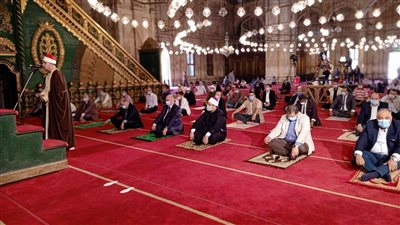 مواقيت الصلاة اليوم، موعد أذان العشاء اليوم الاثنين 8- 5-2023 بتوقيت القاهرة والمحافظات 