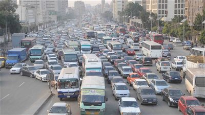 كثافات مرورية في وسط القاهرة ومدينة نصر (فيديو) 