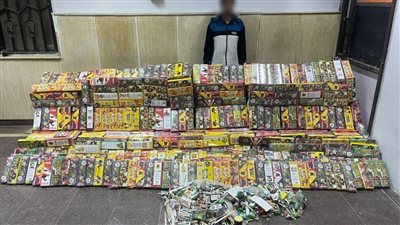 ضبط نصف مليون قطعة ألعاب نارية في المنيا 