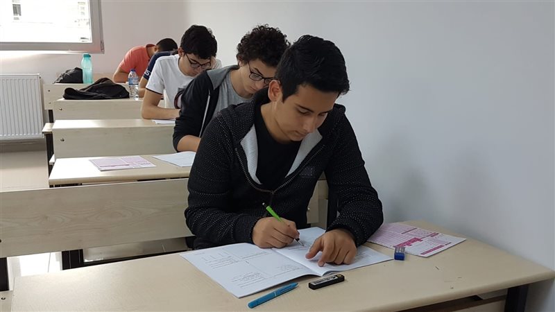 الشهادة الإعدادية