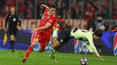 تعادل سلبي بين بايرن ميونخ ومانشستر سيتي بالشوط الأول وهالاند يهدر ركلة جزاء