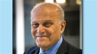 نقابة التمريض تكرم جراح القلب العالمي مجدي يعقوب