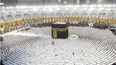 ليلة 29 رمضان، أكثر من 2.5 مليون مصل يشهدون ختم القرآن في المسجد الحرام (فيديو)