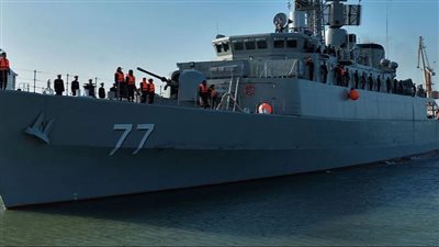 إيران تجبر غواصة أمريكية على الصعود إلى السطح في مياه الخليج