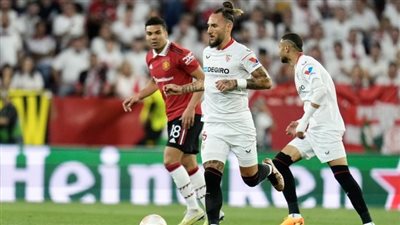  إشبيلية يتقدم على مانشستر يونايتد 0/1 في الدوري الأوروبي بالشوط الأول