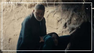  عبد الجبار يحاصر أهالي النجع ويحبس ابنته في الحلقة 29 من عملة نادرة (فيديوجراف)