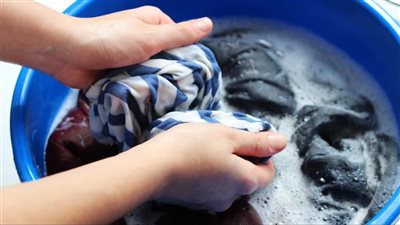 تفسير حلم غسل الملابس في المنام وعلاقته بالتوبة من الذنوب والمعاصي 