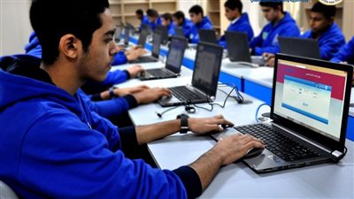 منها حوافز مادية.. 7 مميزات للعمل بالمدارس الدولية للتكنولوجيا التطبيقية 