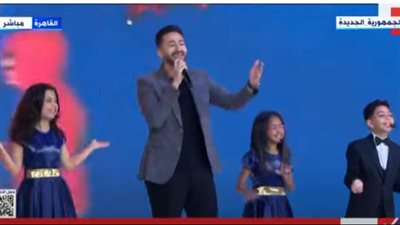 حمادة هلال يغني 