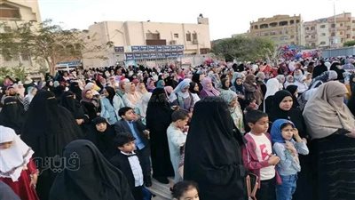 صلاة العيد هذا العام شكل تاني، فرحة الأطفال تزين مساجد الشرقية (صور)