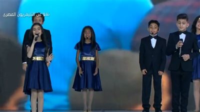 خطفوا قلوب الحاضرين.. كورال الأوبرا المصرية والمطربة هلا رشدي يبدعون في غناء 