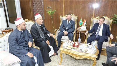 محافظ المنوفية يستقبل وفود المهنئين بعيد الفطر المبارك بمكتبه بالديوان العام (صور)