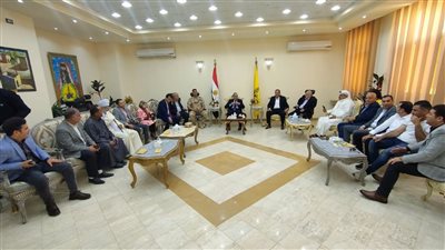 مشايخ القبائل والعواقل بشمال سيناء يهنئون المحافظ بالعيد (صور)