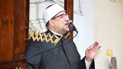 وزير الأوقاف يصرف مكافأة استثنائية لقيادات بني سويف