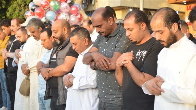 صالة العيد، فيتو