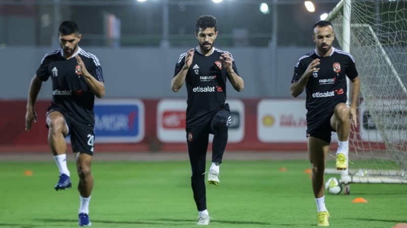 لاعبو الأهلي، فيتو