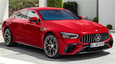 مرسيدس تتجاوز الصعوبات وتحتل المركز الأول في ترخيص السيارات 