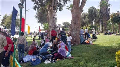 العائلات تتصدر المشهد بالحديقة الدولية في ثاني أيام عيد الفطر (فيديو وصور)