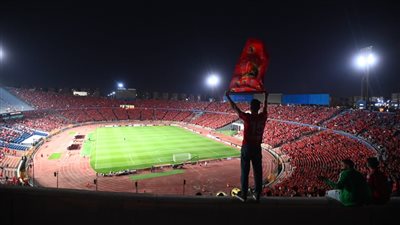 15 صورة ترصد امتلاء مدرجات ستاد القاهرة بجماهير الأهلي
