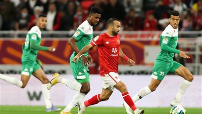 صحيفة مغربية تكشف غياب ثنائي الرجاء أمام الأهلي في دوري أبطال أفريقيا 