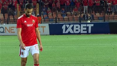 شاهد غضب السولية من كولر، ورفض الاحتفال بهدف حمدي فتحي