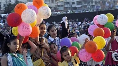 محافظات مصر بتفرح بـ عيد الفطر.. حملات مكثفة لمتابعة المعديات النهرية بالبحيرة، إقبال كبير على الكورنيش.. و