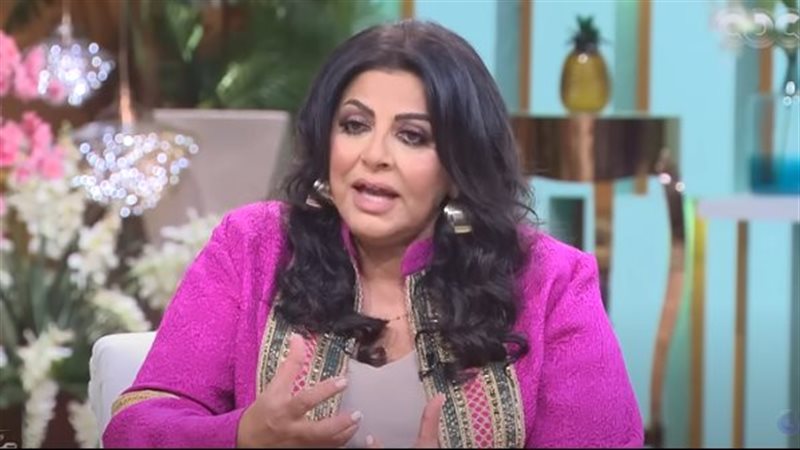 الفنانة هالة صدقي،