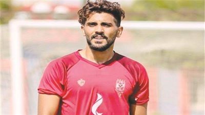 سموحة والإسماعيلي يُنافسان الطائي السعودي على ضم لاعب الأهلي