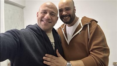 حاتم صلاح عن مشاركته فى الكبير أوى 7: مكي أفضل حاجه قابلتها في الوسط الفني