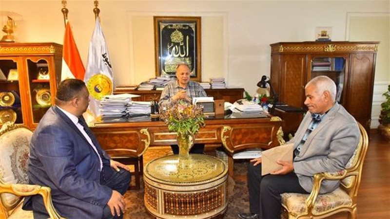 محافظ اسيوط