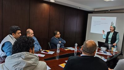 التصديري للصناعات الغذائية ينظم دورة تدريبية عن مهارات التفاوض وحل النزاعات