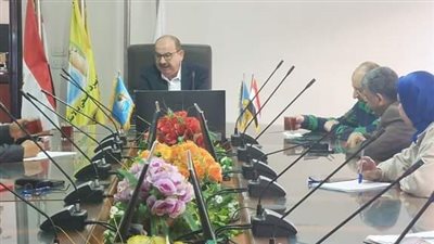 اجتماع موسع لقيادات شركة الصرف الصحي بالإسكندرية 