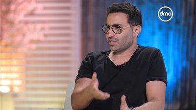 أحمد فهمي يكشف عن حملة لإفشال رجالة البيت: وراها نجم كبير صديق أكرم حسني (فيديو)