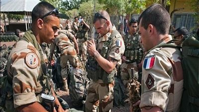 إصابة جندي فرنسي أثناء عملية الإجلاء في السودان 