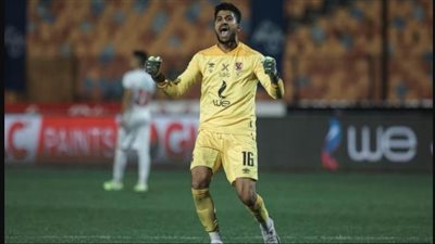 فاروق: الأهلي يرفض المجازفة بعلي لطفي أمام سيراميكا وانقسام حول لاعب سموحة