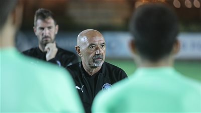 باتشيكو يعالج أخطاء لاعبي بيراميدز قبل مواجهة جالانتس المرتقبة