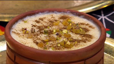 طريقة عمل الأرز باللبن والقشطة (فيديو)