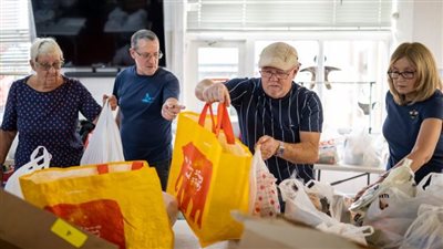 زلزال الجوع يضرب بريطانيا.. 760 ألفا يطلبون الطعام من الجمعيات الخيرية بسبب التضخم والغلاء