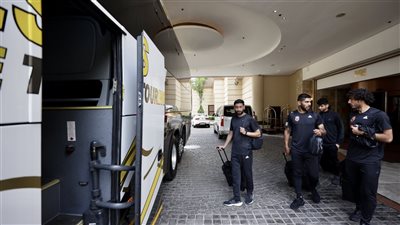 شاهد تحرك لاعبي الأهلي إلى مطار القاهرة استعدادًا للسفر للمغرب