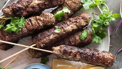 طريقة عمل الكفتة المشوية زي الجاهزة وبأقل التكاليف 